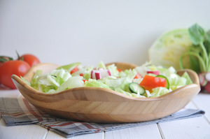 Saladier en bois d'acacia de 10 pouces avec bol à salade de mélange de fruits en bois pour cuillère à fourchette avec artisanat naturel - Product Image 4