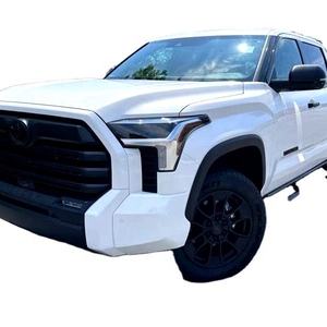 2023 para Tundra 4x4 SR5 4 puertas CrewMax Cab Pickup SB Asientos de cuero izquierdos Techo solar Bluetooth Control de clima automático Usado - Product Image 2