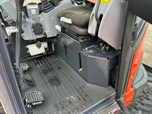 รถขุดขนาดเล็กคุณภาพสูง Kubota U27-4 แบบ Zero Tail Swing น้ำหนัก 2.7 ตัน อุปกรณ์ไฮดรอลิกสำหรับงานดิน รถตีนตะขาบยาง - Product Image 6