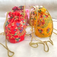 Fil artisanal multi-fils broderie travail Rajasthani Potli sacs pochettes à cordon retour sacs-cadeaux pour mariage et cadeaux