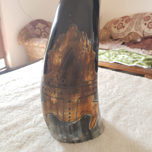 Cuerno vikingo de alta calidad para beber con soporte pulido estilo Animal tallado artesanía Natural para boda o decoración del hogar - Product Image 1