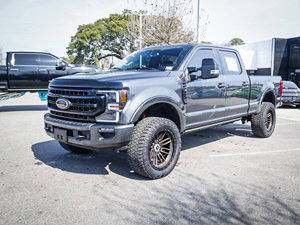 Ford Super Duty F-350 SRW LARIAT 2020 d'occasion en excellent état - Product Image 3