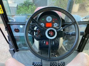 Tractor Agrícola Nuevo de 120 CV Diésel 4x4 con Cargador Frontal y Retroexcavadora, Tractor Hidráulico de Tracción en las Cuatro Ruedas para Agricultura - Product Image 5