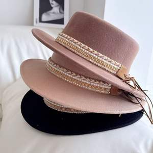 Chapeau plat rétro britannique coréen pour l'automne et l'hiver, nouveau chapeau transfrontalier - Product Image 2