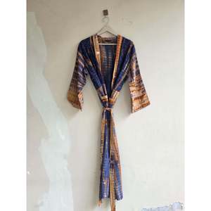 Kimono long en crêpe de soie tie-dye, tenue de plage, paréo grande taille, idéal pour maillot de bain - Product Image 3