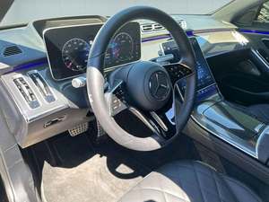 Sedán Ejecutivo Premium Usado 2025 Edición S580 AWD - Product Image 4
