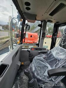 HIDROMEK HMK 62 T Diesel Crawler <b>Backhoe</b> <b>Loader</b> with High Load for Sale - Product Image 5