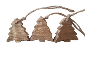Ornement de Noël luxueux en bois, écologique, excellent cadeau, décoration de Noël et de Nouvel An pour la maison, à suspendre. - Product Image 2