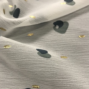 Nuevo diseño barato 100% poliéster crepé Georgette estampado Gloden revestimiento para mujer tela de vestido largo - Product Image 2