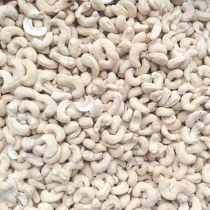 Fournisseur de confiance du Vietnam Noix de cajou cassées Noix de cajou exportées vers l'Asie, l'UE, le Moyen-Orient - Product Image 1