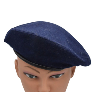 Sombrero de boina personalizado de alta calidad para hombres y mujeres con impresión de logotipo disponible para eventos de estilo uniforme al aire libre o en interiores - Product Image 1