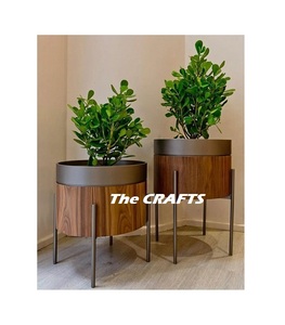 Lot de deux jardinières en fer avec support de designer Pots à plantes de meilleure qualité pour mariage et décoration intérieure - Product Image 5