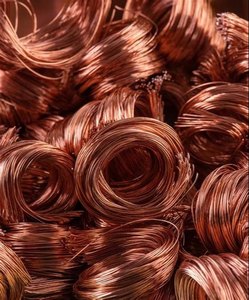 Fil de cuivre en vrac à prix compétitif, livraison rapide, export disponible à la vente - Product Image 2