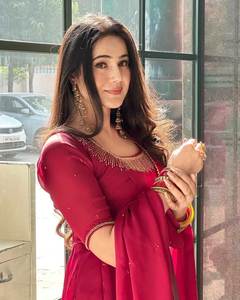 Celebrate every season in style with our versatile collection of Salwar set <b>Dress</b> the beauty of traditional South Asian fashion - Product Image 4