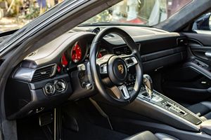 รถ Porsche 911 Carrera 4S Coupe ปี 2017 มือสอง สภาพดี ราคาคุ้มค่า - Product Image 2