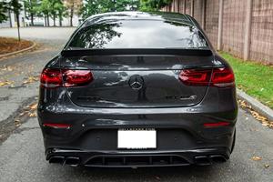 SUV tout-terrain ultra-luxueux à carrosserie large d'occasion 2024, haute performance, V8 4X4, pack de style personnalisé exclusif, transmission automatique - Product Image 3