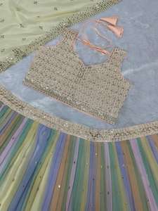 Bordado Georgette de imitación y trabajo de secuencia Lehenga y Choli con borde de encaje de cuatro lados pesado Dupatta - Product Image 5