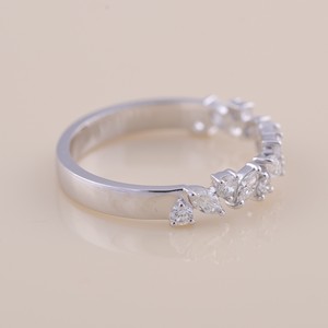 Anillo de media eternidad con diamantes marquise y redondos certificados por IGI en plata de ley 925 maciza - Product Image 5
