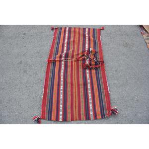 พรมวินเทจตุรกีขนาดเล็ก 2.4x4.8 ฟุต สีแดงน้ำเงินลายตะวันตกเฉียงใต้ - Product Image 1