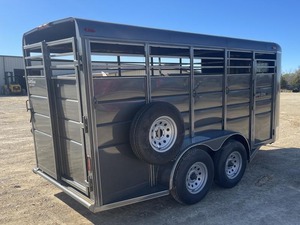 Remolque para Caballos de Acero Inoxidable de la Mejor Calidad con Rieles Laterales y Ejes Tándem para el Transporte de Ganado - Product Image 3