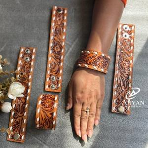 กำไลข้อมือหนังทำมือสำหรับทุกเพศ, สินค้ามาใหม่กำไลข้อมือแฟชั่นทำมือทาสีด้วยมือมีสไตล์ตะวันตกใช้ได้ทุกวัน - Product Image 1