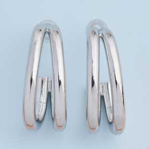 Boucles d'oreilles créoles géométriques tendance 143897 - Accessoire élégant et unique - Product Image 2