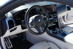 Voiture d'occasion fiable 2023 B-M-W 840i xDrive Coupé Turbo 6 cylindres - Product Image 4