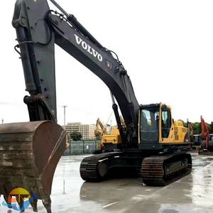 Excavatrice sur pneus Volvo EC460BLC d'occasion à bas prix, hydraulique, sur chenilles, avec composants principaux : moteur, boîte de vitesses, pompe, roulement - Product Image 2