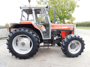 รถแทรกเตอร์ Massey Ferguson MF 390/MF 390 4X4 100 แรงม้า เครื่องยนต์ดีเซล 4 สูบ ขับเคลื่อนด้วยระบบเกียร์  ขายส่ง - Product Image 4