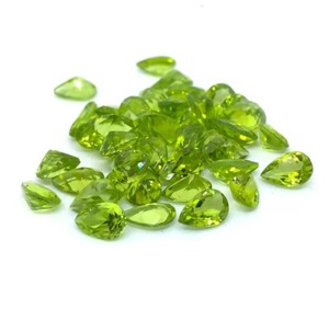 Peridoto Natural, Corte Facetado en Forma de Pera, Certificado por Terceros, Gema Suelta Verde Calibrada de 4x6mm, Encerado/Enrasado con Aceite para Engaste en Joyería - Product Image 4