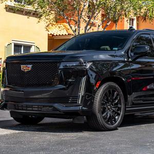 LUXURY RIDE 2022 Escalade ESV 4WD Platinum, Motor V8 de 6.2 Litros, Paquete de Remolque de Alta Resistencia - Product Image 1