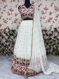 Navratri lehenga ดีไซเนอร์ล่าสุดพร้อมเลื่อมที่สวยงามหนักพร้อมงานกระจกจริงที่สวยงามหนักสำหรับผู้หญิงแฟชั่น - Product Image 4