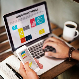 Servicio de Marketing Digital Empresarial Premium con Anuncios en Redes Sociales, Optimización de Motores de Búsqueda y Generación de Cuentas de Contactos de Calidad por Correo Electrónico - Product Image 1