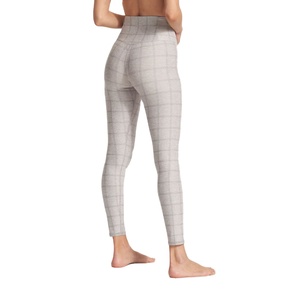 Mallas deportivas de buena calidad para mujer en diferentes tamaños, mallas para mujer, mallas con tinte de corbata, mallas hechas en alta calidad en Nurak - Product Image 2