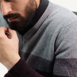 เสื้อสเวตเตอร์แบบสวมหัวคอกลมแขนยาวผ้าแจ็คการ์ดของผู้ชายเสื้อถักออกแบบได้ตามต้องการสำหรับฤดูหนาว - Product Image 4