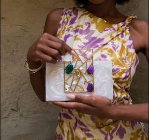 Couleur blanche de qualité supérieure avec poignée de couleur sac à main en résine pour femmes pochette avec poignée ronde dorée par l'exportateur indien au bas - Product Image 1