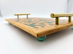 Bandeja de Servicio de Madera de Diseño Láser de Lujo con Asas de Metal Dorado e Incrustaciones Acrílicas, Bandeja Rectangular Decorativa para Decoración del Hogar - Product Image 4