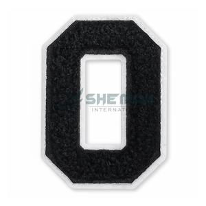 ผ้ากำมะหยี่ปักลายที่มีสีสัน - Product Image 1