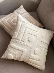 Housse de coussin carrée 100% coton avec broderie, taie d'oreiller carrée 100% coton avec fermeture éclair pour décoration intérieure OEM fabriqué au Vietnam - Product Image 6