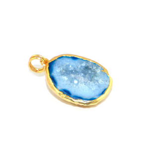 Royal Natural Geode Druzy Fancy Shape 18K Electroplated Pendant Brass Metal Fashionable Jewelry for Women Girls Wholesale Bulk - Product Image 2