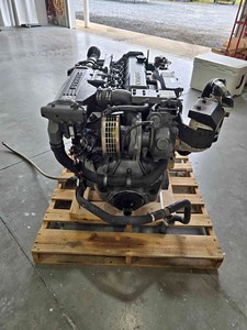 Y a n m a r 6LP-DTZE 250 HP Motor diésel marino Sterndrive Excelente motor - Product Image 4