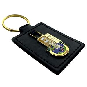 Porte-clés en cuir personnalisé avec emblème en métal - Product Image 5