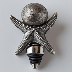 Abrebotellas de metal antiguo Bloom elaborado con acabado rústico que ofrece fuerza de aspecto clásico y carácter atemporal tradicional - Product Image 2