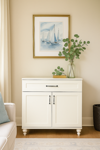 Armoire de rangement Alin avec corps en MDF, pieds en bois et design de rangement spacieux - Product Image 2