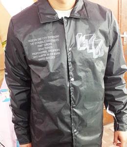 แจ็กเก็ตโค้ชของผู้ชายสีดำล้วนสีดำล้วนโลโก้ตามสั่งไซส์พิเศษ - Product Image 1