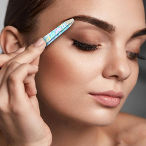 Outil professionnel de haute beauté OEM pince à épiler à sourcils pointe pointue en acier inoxydable écologique léger réutilisable Logo personnalisé - Product Image 6