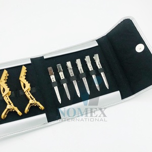 Pinzas metálicas para seccionar el cabello Pinzas metálicas largas de acero inoxidable de grado quirúrgico para pelos de mujer a precio mayorista - Product Image 3