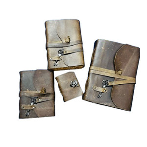 วารสารหนังวินเทจทำด้วยมือดีไซน์ตามสั่งพร้อมโลโก้ขายส่งสำหรับใช้ในโรงเรียนสำนักงานและมีของขวัญปกกระดาษไดอารี่ - Product Image 1