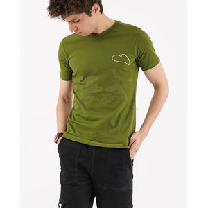 T-shirt confortable pour hommes avec panneaux en tissu de maille respirante T-shirt pour hommes avec un design ajusté et un matériau extensible - Product Image 2