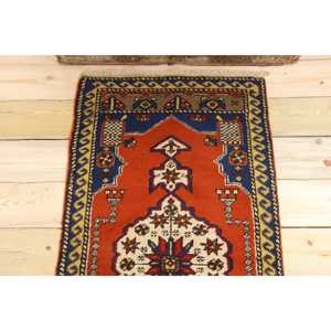 Tapis turc vintage 2,1x4,1 pieds, tapis en laine rouge à petits pois - Product Image 3
